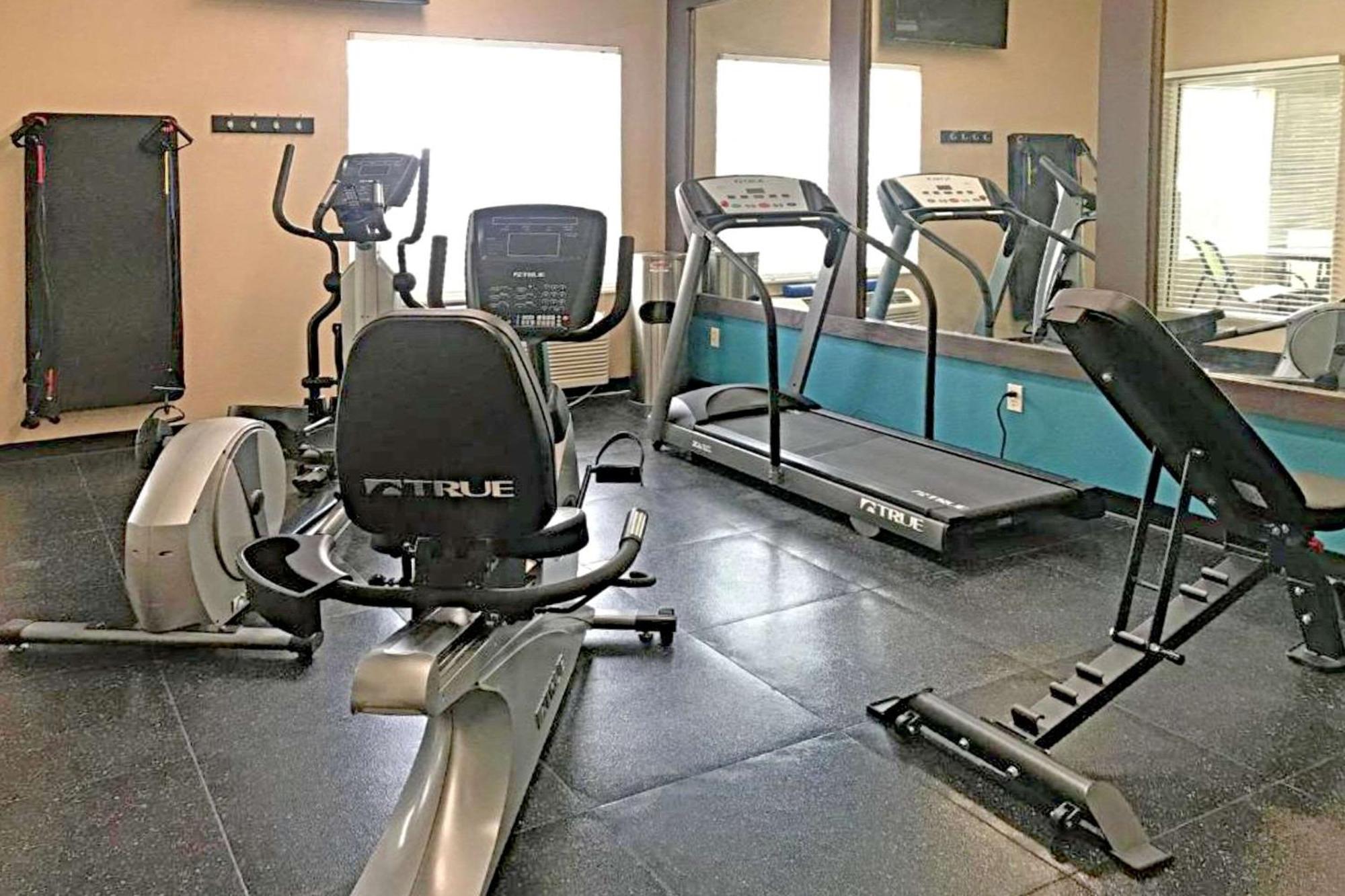 Rodeway Inn & Suites O'Fallon Exteriör bild