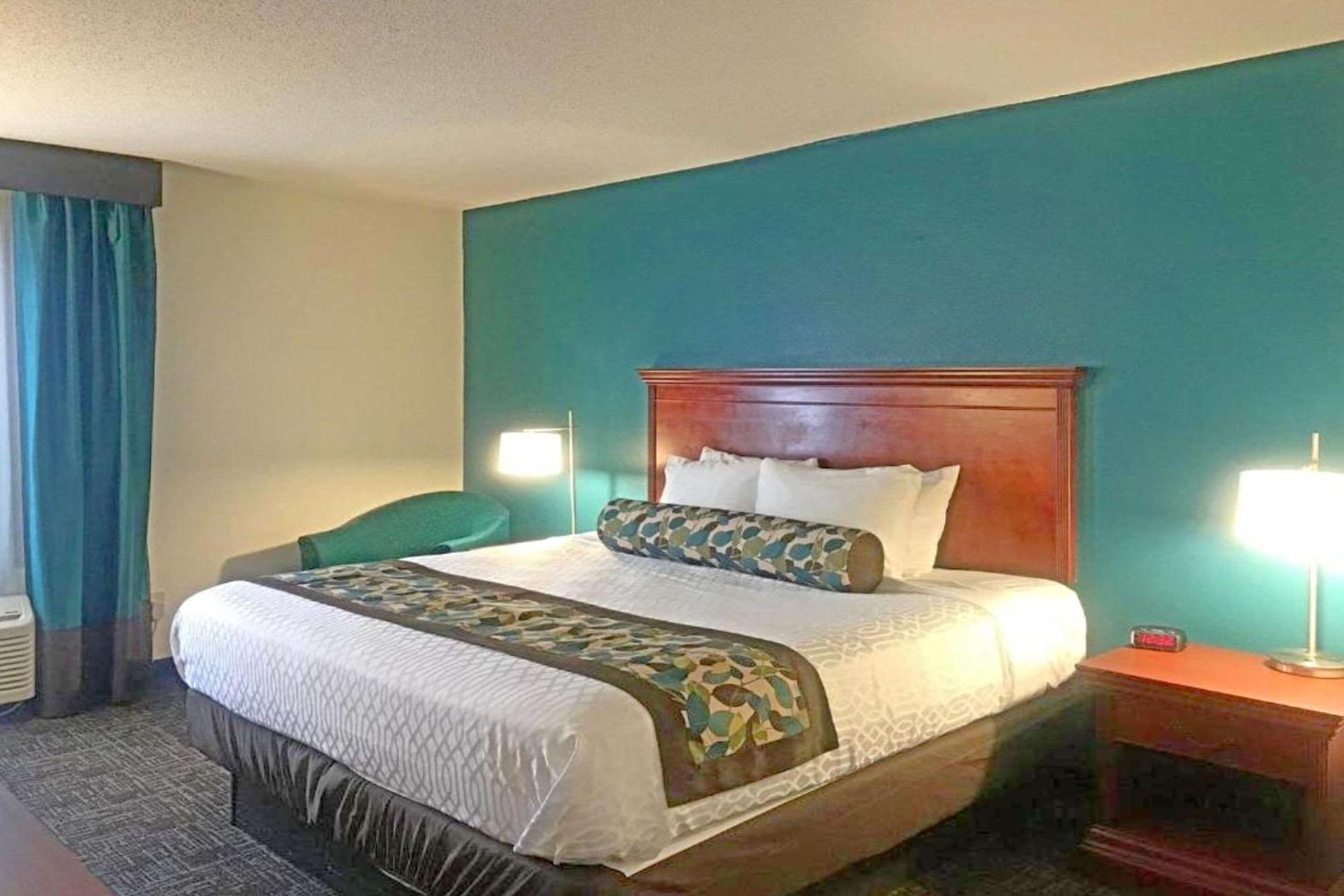 Rodeway Inn & Suites O'Fallon Exteriör bild